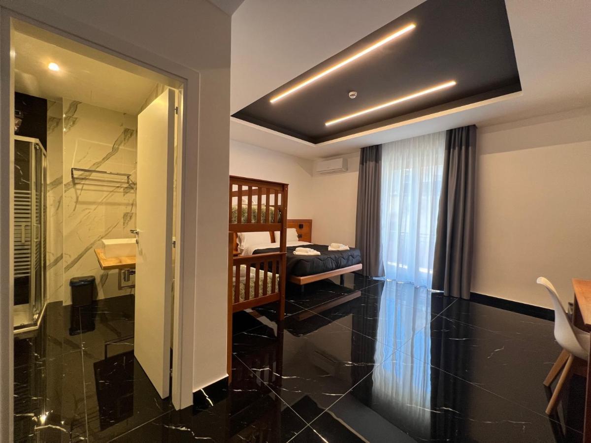 Hotel Tea Deluxe - Praia Прая а Маре Екстериор снимка
